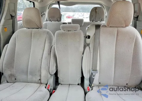 2013 Toyota Sienna Le из США, поврежденный, VIN 5TDKK3DC7DS347370